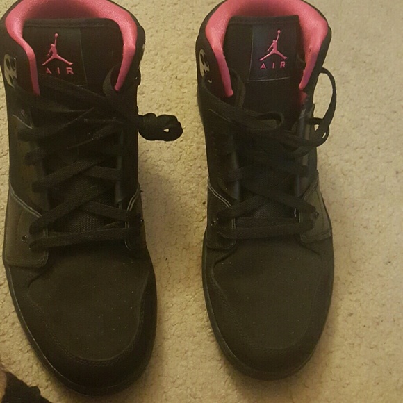 Jordans - Picture 4 of 5